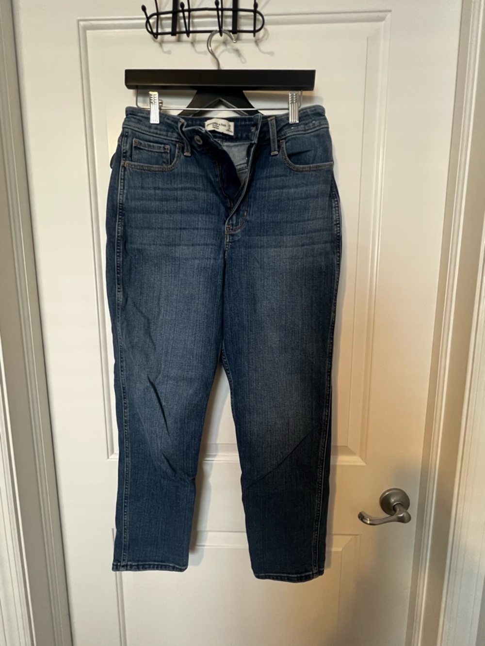 Abercrombie & Fitch Dark Blue Cropped Straight Jeans